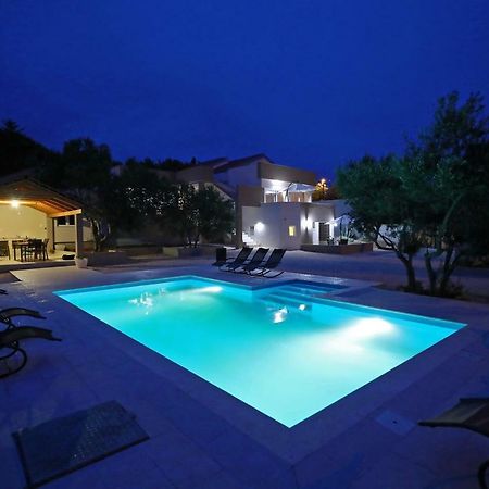 Apartmani Olivia Бибине Екстериор снимка