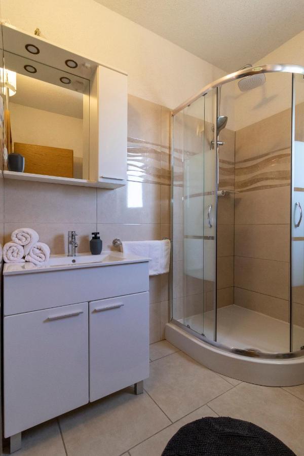 Apartmani Olivia Бибине Екстериор снимка