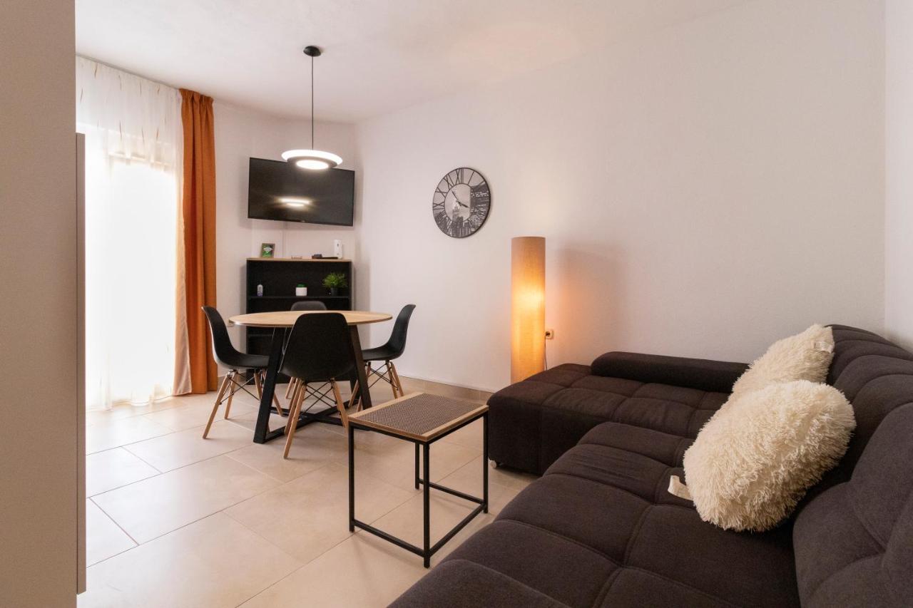 Apartmani Olivia Бибине Екстериор снимка