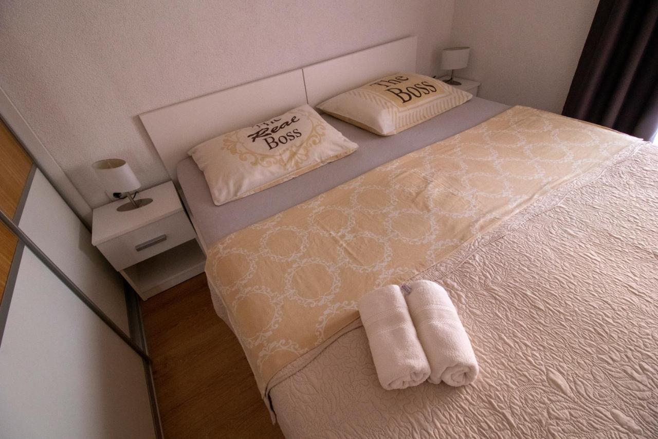 Apartmani Olivia Бибине Екстериор снимка