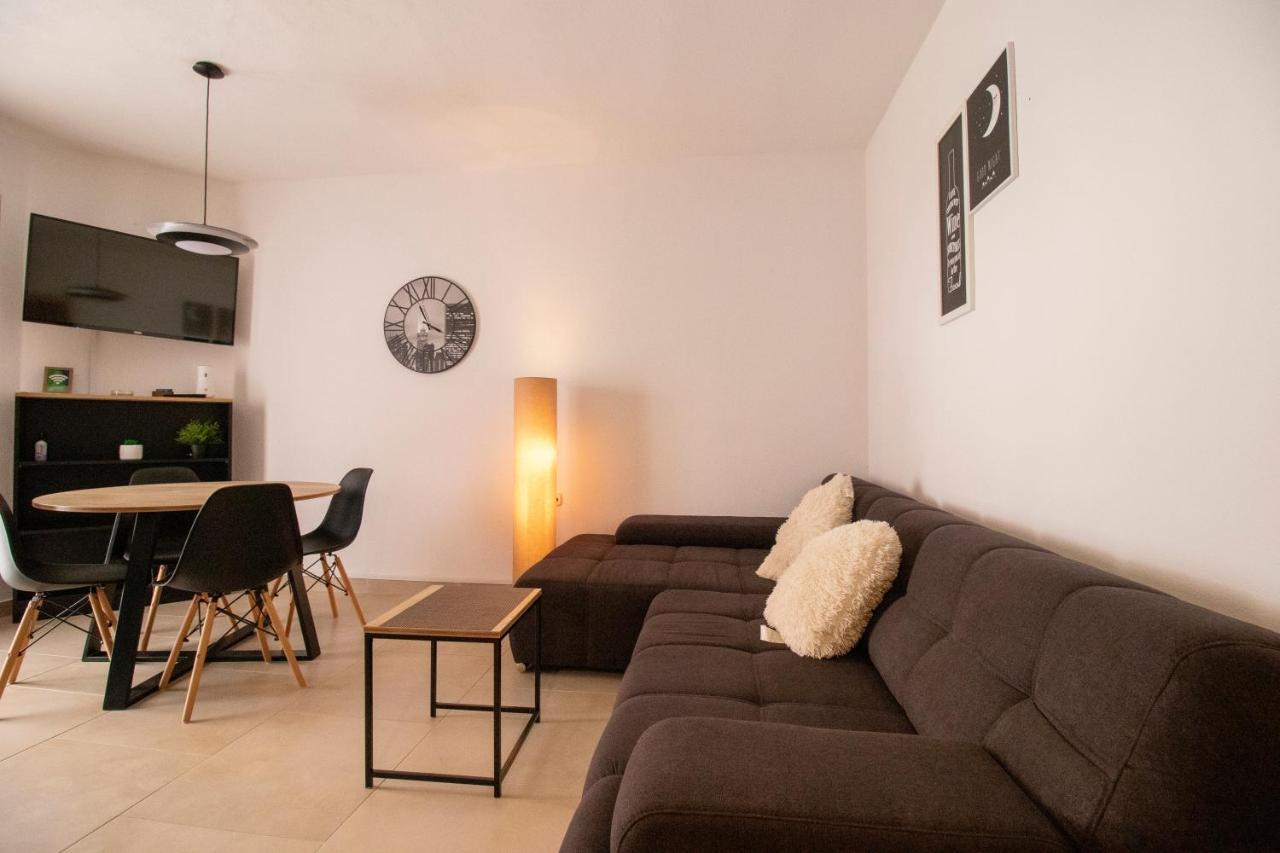 Apartmani Olivia Бибине Екстериор снимка