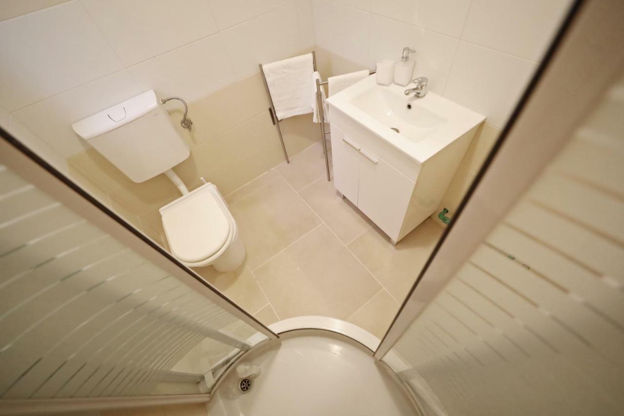 Apartmani Olivia Бибине Екстериор снимка