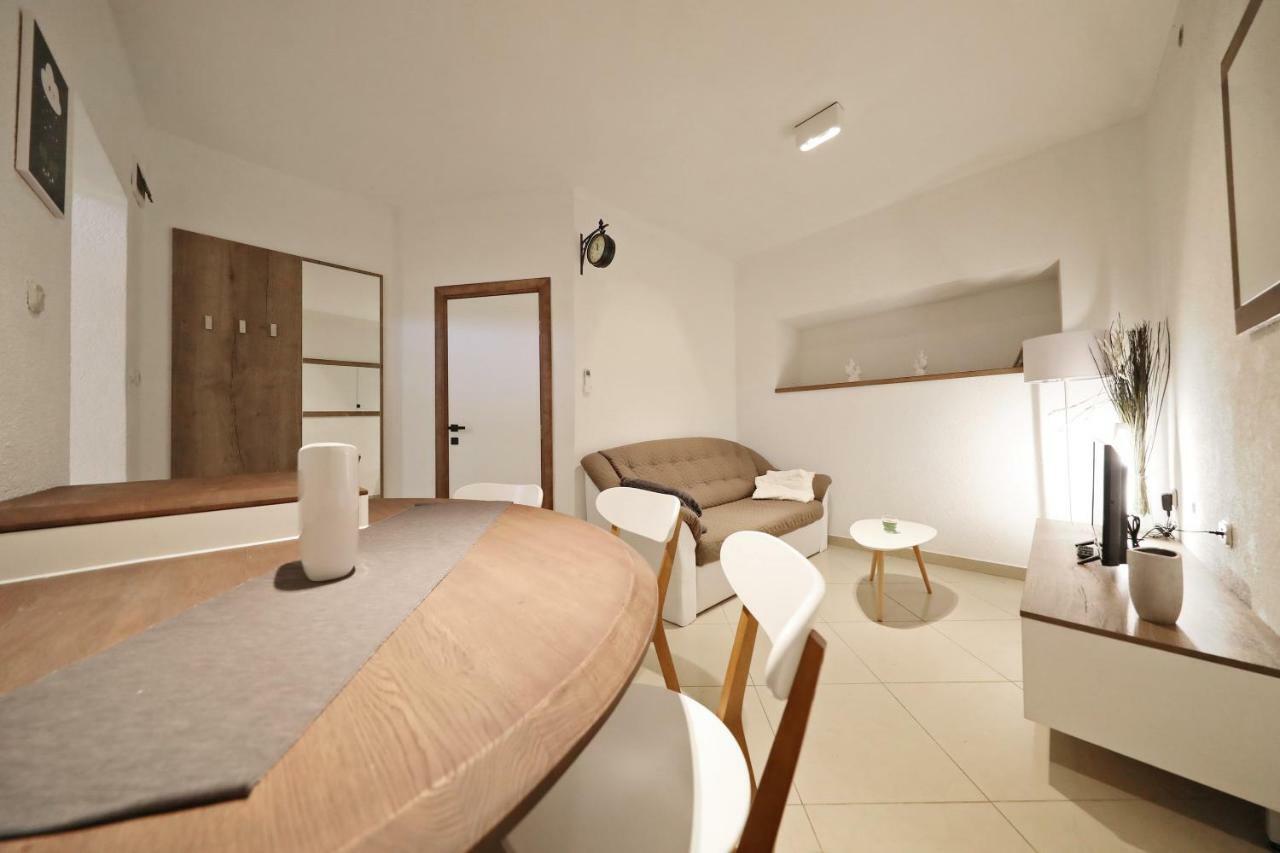 Apartmani Olivia Бибине Екстериор снимка