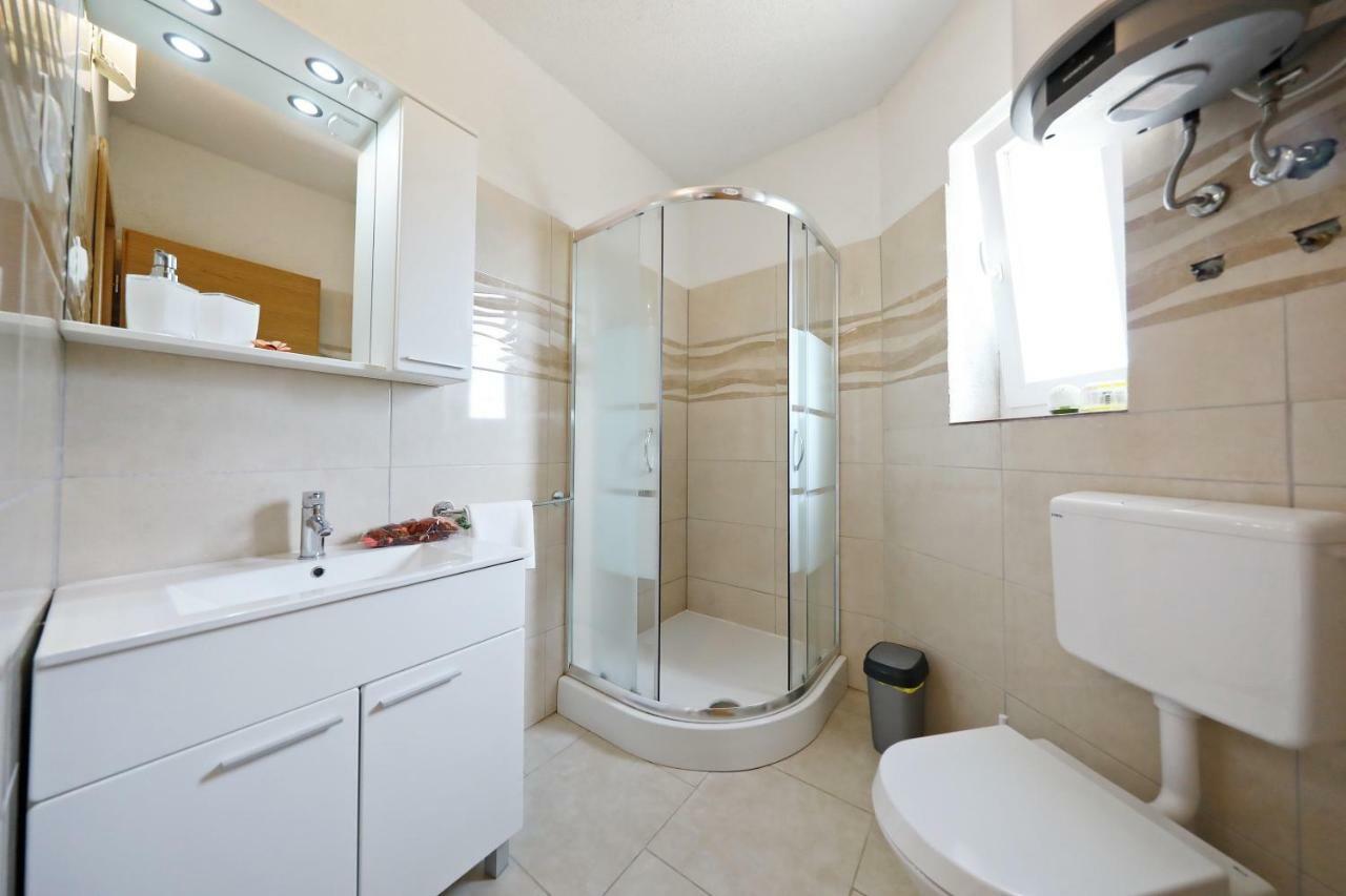 Apartmani Olivia Бибине Екстериор снимка